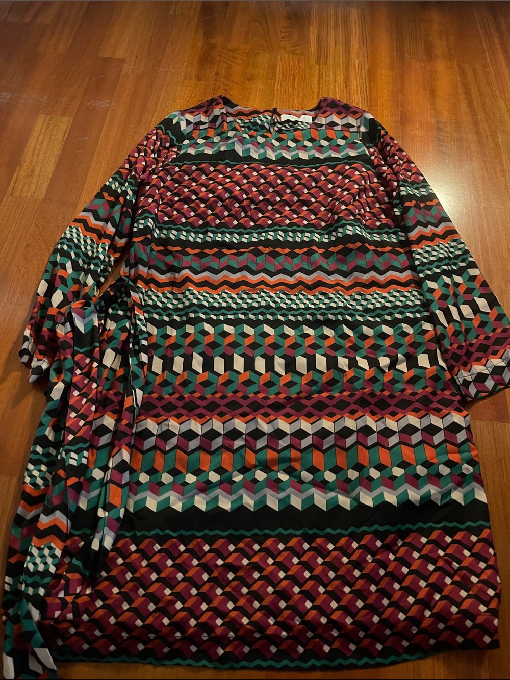 Women's Long-Sleeve Geometric Print Dress - Multicolor